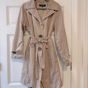Ellen Tracy Beige Trench Coat